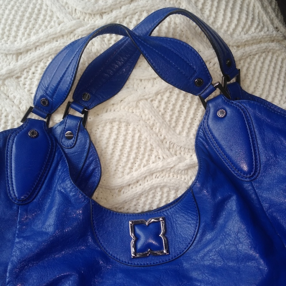 BCBG MAX AZRIA Blue Leather Shoulder Bag
